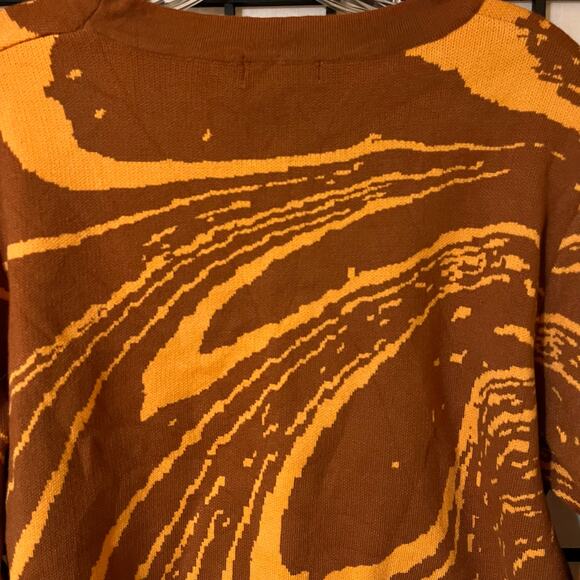 Fashion Nova Maya Cropped Marbled Top - Picture 10 of 11